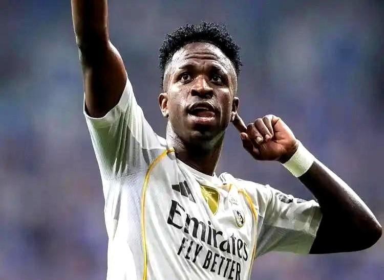 说句扎心的话。皇马这艘银河战舰，最近的发动机里，掺的是水。你看罗德里戈，30