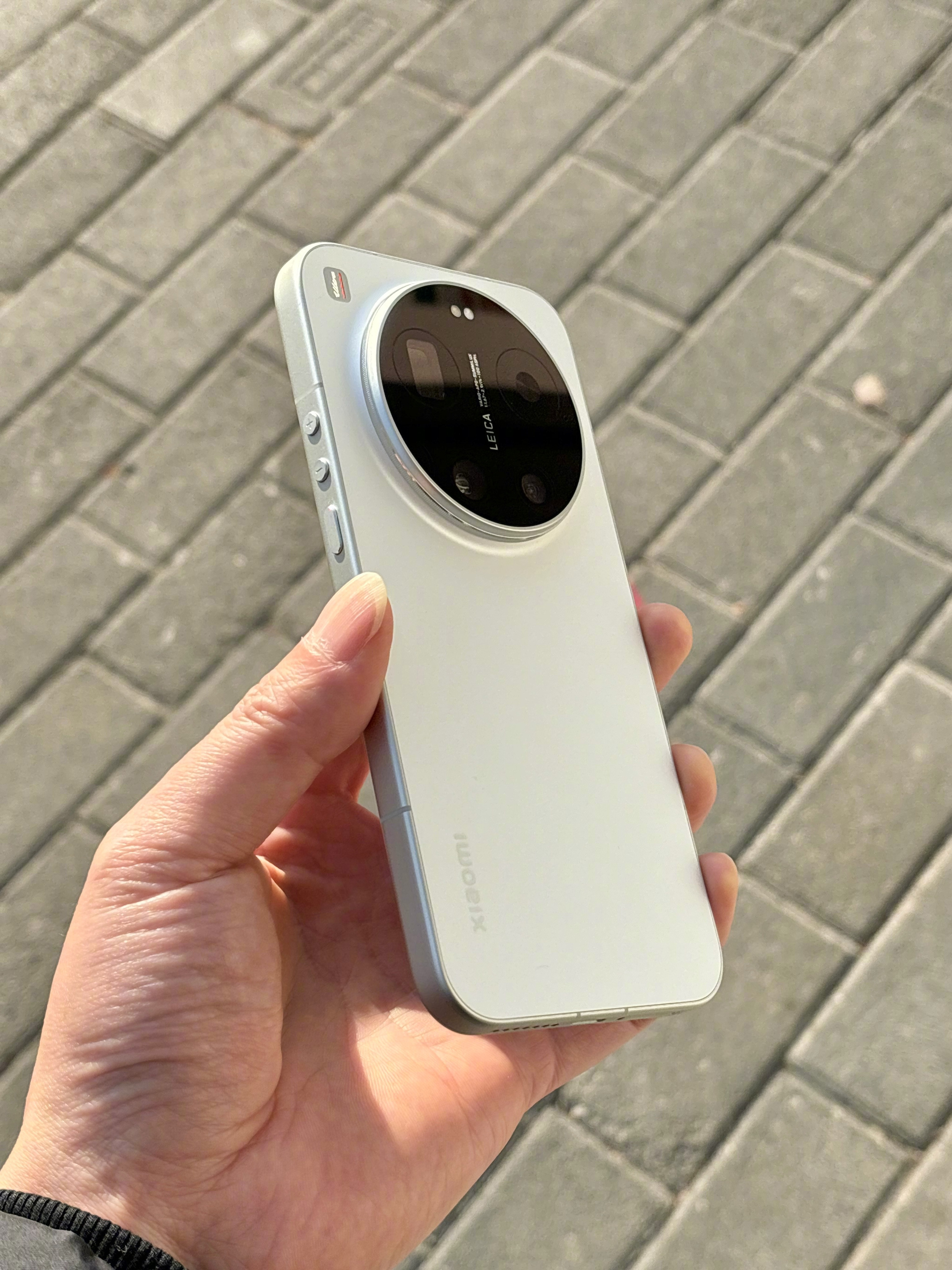 小米17系列最新销量出炉，截至目前总销量391.67万台，成为小米数字系列史上最