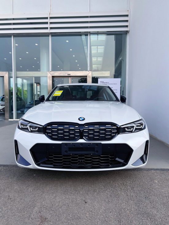 奥迪A4L和宝马325Li最近打算买台车，由于之前没有开过bba的车就想知道这