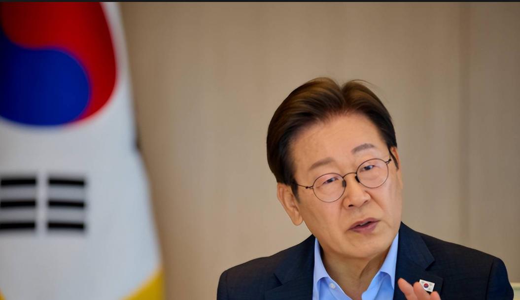 急报！首尔话题温度飙升，台海这根弦又被拨到最紧，一句表态把现场气压拉满！据