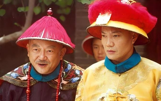 乾隆与嘉庆互相恶心1、乾隆立嘉庆前，想立谁，谁亡，最后他不敢立太子或早早确认继承