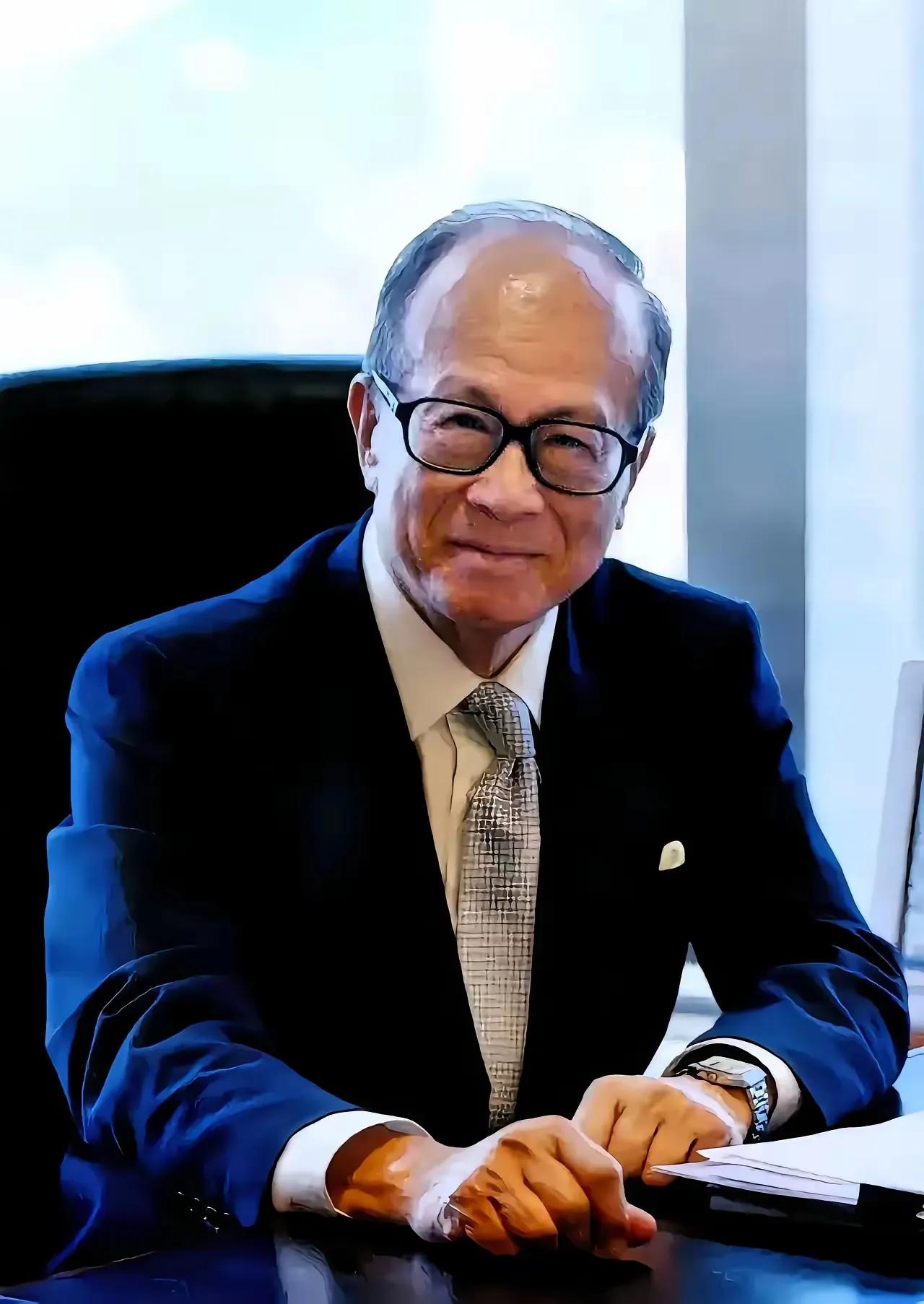 干得漂亮！7月31日，商务部一句“依法审查”把228亿美元港口大买卖直接按在桌面