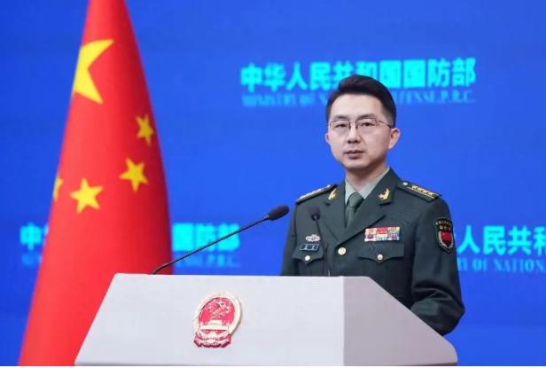 中国国防部向全球释放强硬信号：人民解放军已然严阵以待，任何企图阻挠祖国统一的势力