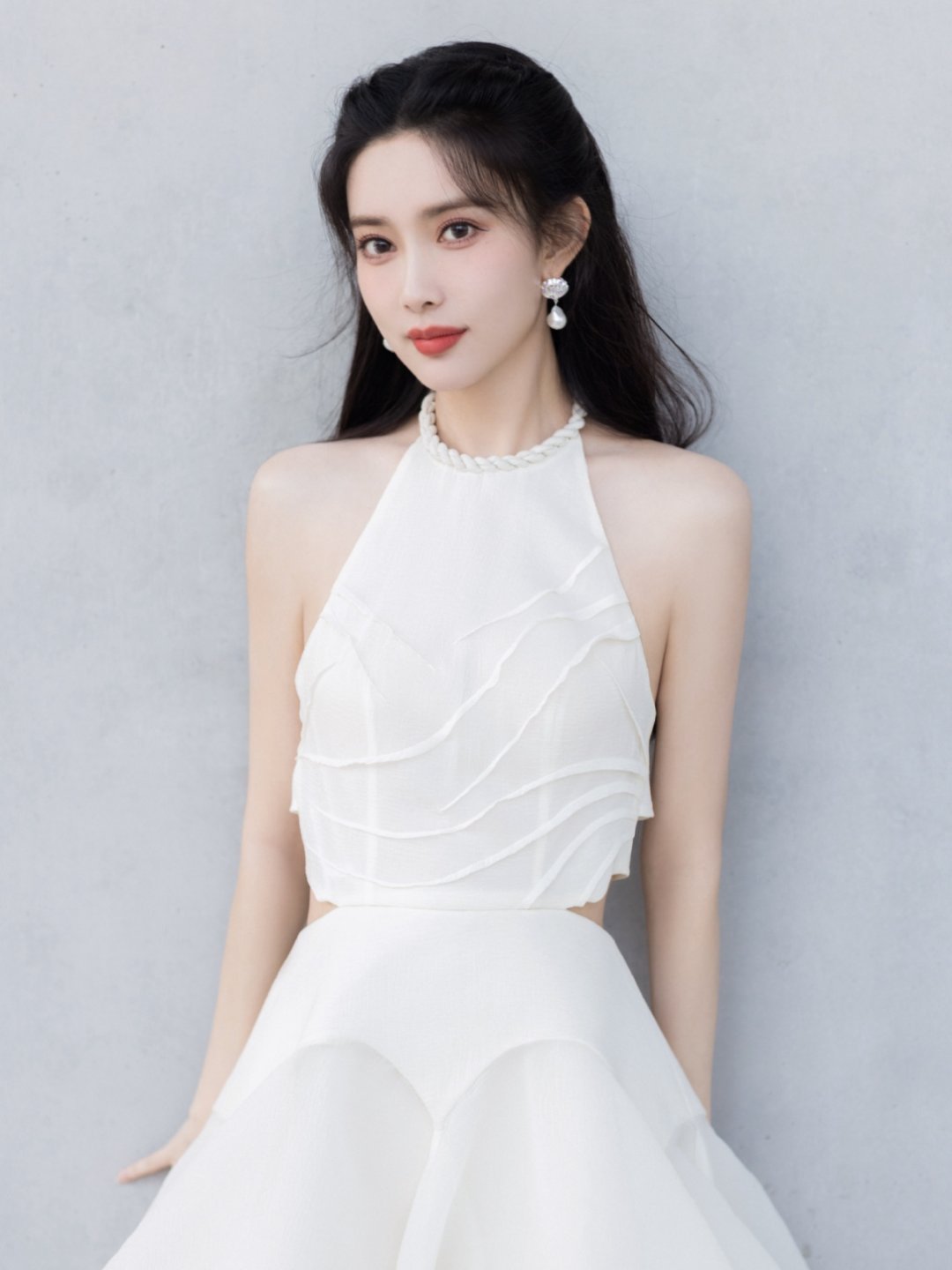 孟子义姐姐还不够努力孟子义的梗真的不是一两个，姐姐适合演戏和综艺双线发展。在