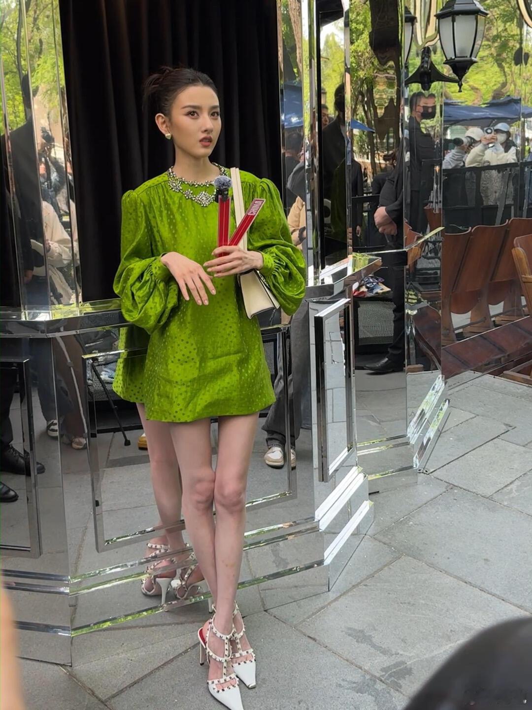 “宋祖儿也太瘦了吧！”