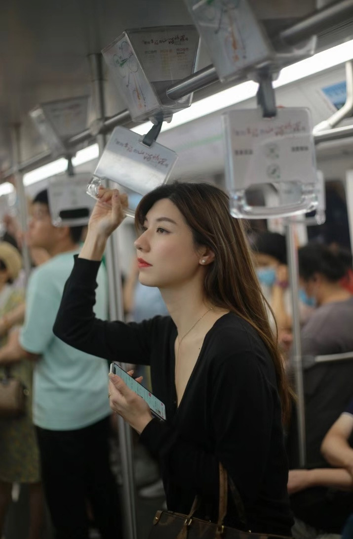 成年人的普遍现状​​​