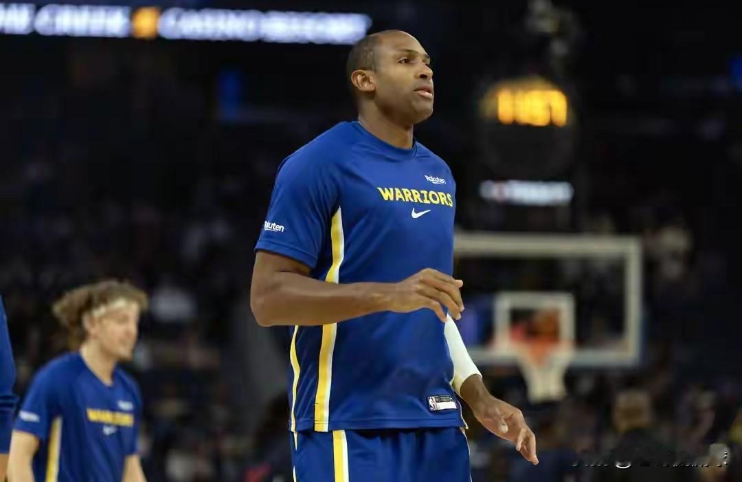 我一定要好好夸夸勇士老将霍福德！今天勇士在主场以120:113战胜雄鹿，本场比赛