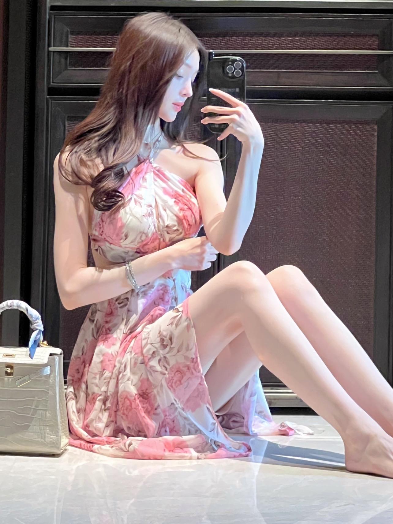 livephoto 碎花连衣裙 冷白皮养成