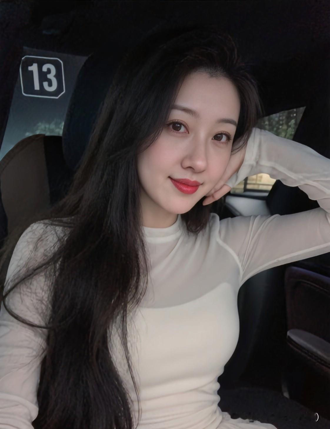 女人被吸引的男人，从不是光有颜值或财富，而是自带靠谱感的质感。是说话算话不