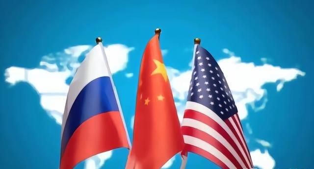 只要中国不动，美国就不敢和俄罗斯直接开战，同样，只要俄罗斯不动，美国也不敢轻易和