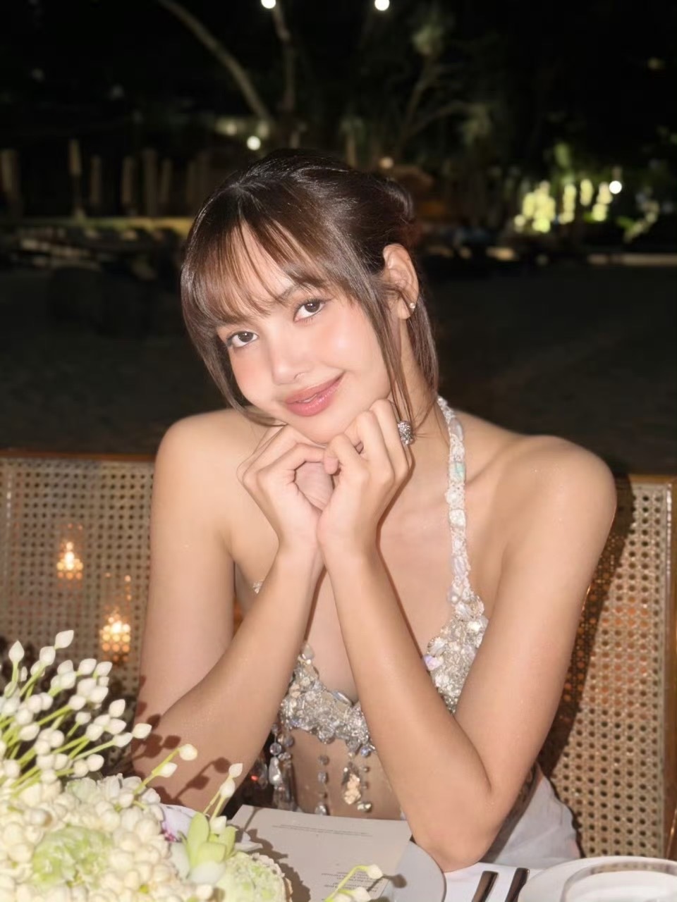 Lisa29岁生日照，这状态太好了