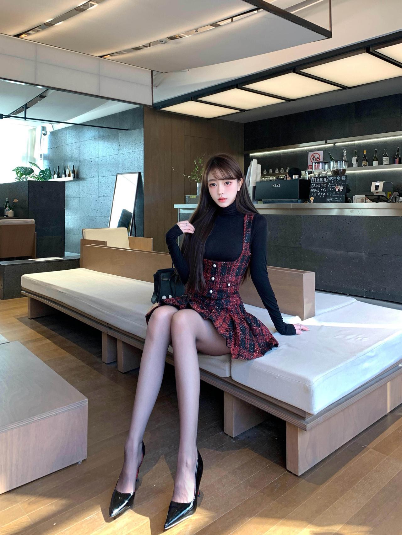 分享美女穿搭服饰