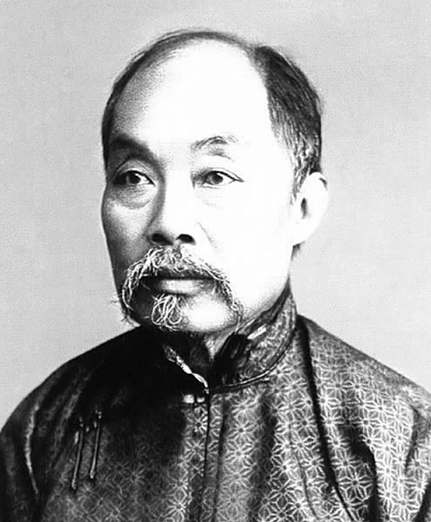 40多岁才中状元，他却撕了官袍：一个书生对救国之路的终极选择　　1894年，