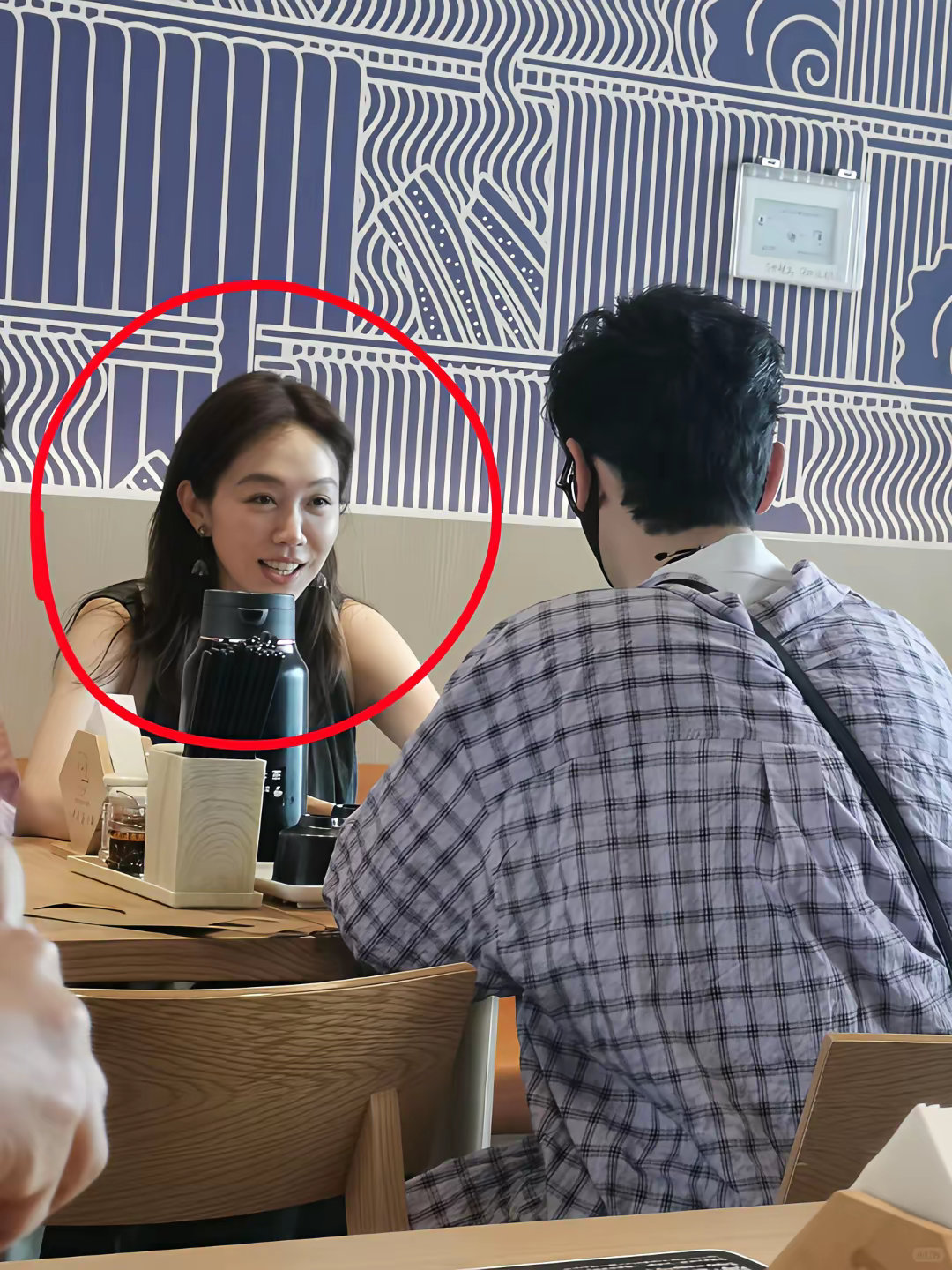 我丢！！！姜妍现实长这样……​​​