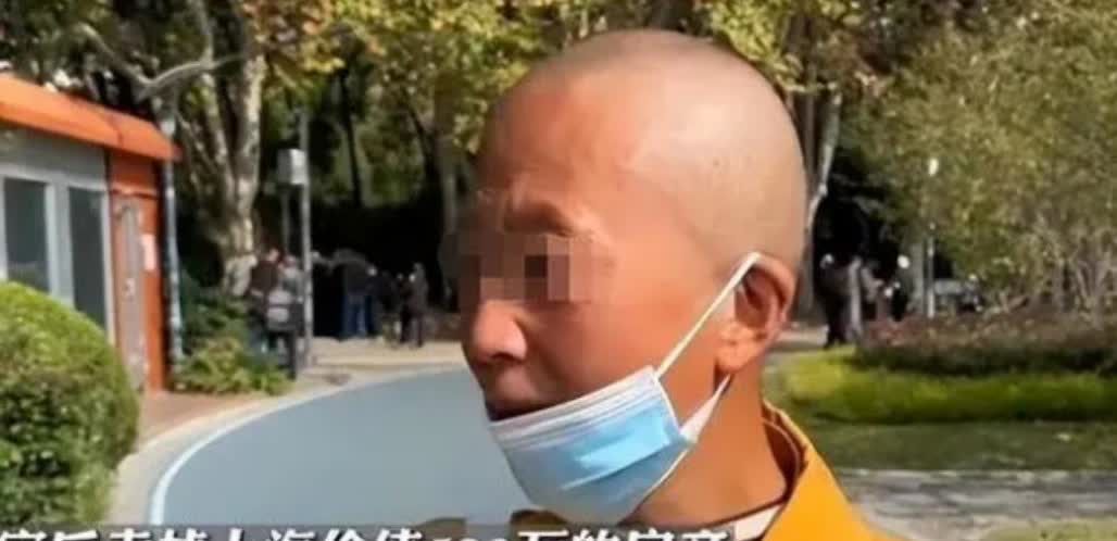 世间怪事：女子出家当尼姑，房子卖了500多万全部捐出，让自己女儿贷款读
