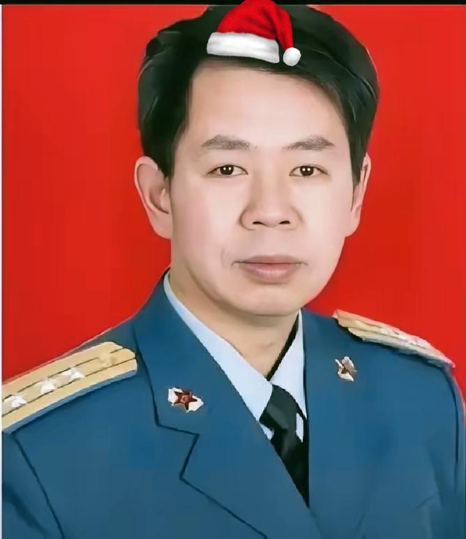 戴旭这话说的，真是一点面子都没留，直接把遮羞布给扯下来了。​手里握着屠龙刀