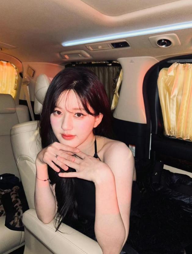 网传赵露思星光大赏压轴！她工作室也取消了行程图，所以她的行程还未确定，已经确定