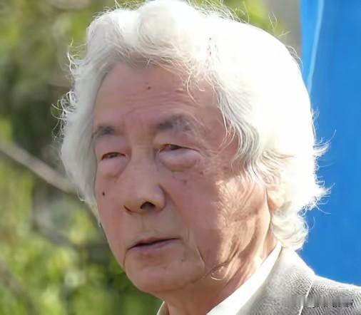 日本前首相小泉纯一郎再度露面，但是对于高市早苗，他两句话把日本媒体弄懵了小泉
