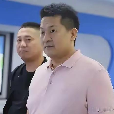 佘智江春风得意的时候，大场面参加过，大项目运作过，大人物接触过，究竟是在一股什么