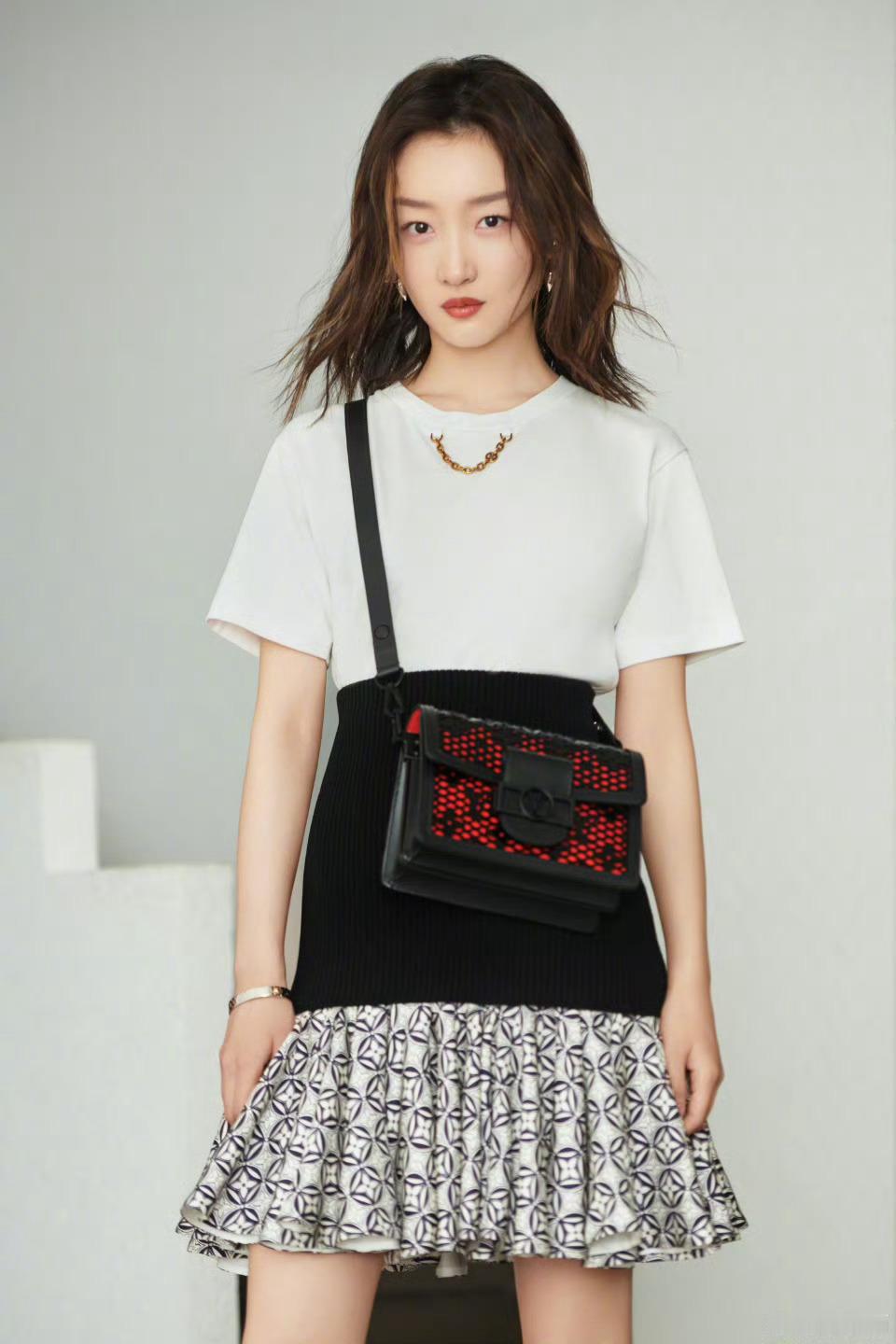 周冬雨我就是一般人的长相周冬雨周冬雨周冬雨