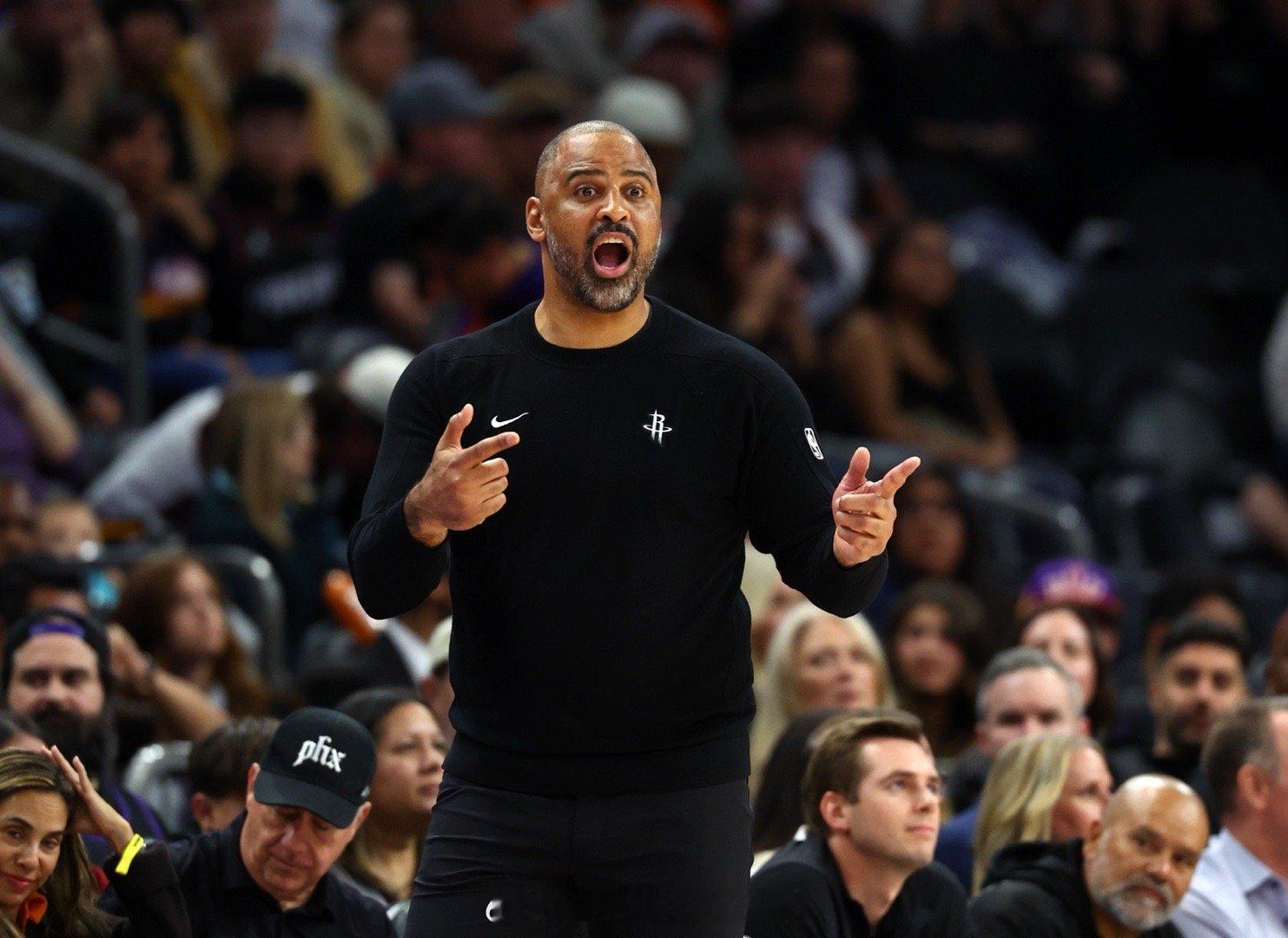 TheAthletic火箭记者WilliamGuillory和名记SamA