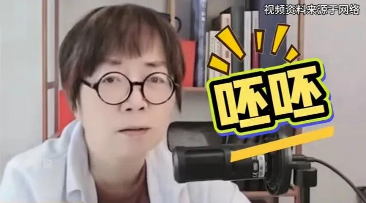 网红馆长其实不受统派人士喜欢，因为曾经被他迫害过！馆长正在上海直播，他昨天在
