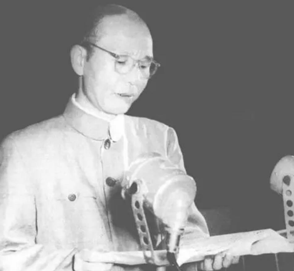 1959年，有人找来，劝说浏阳县大瑶公社副书记周小舟：“你原本是省部级干部，如今