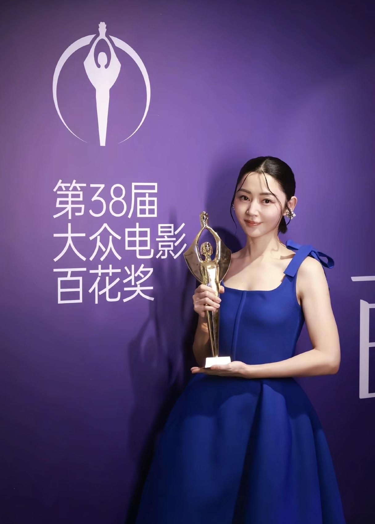 40岁的卫诗雅才开始爆红所以真的得厚积薄发不要急你的努力会最终得到反馈这两