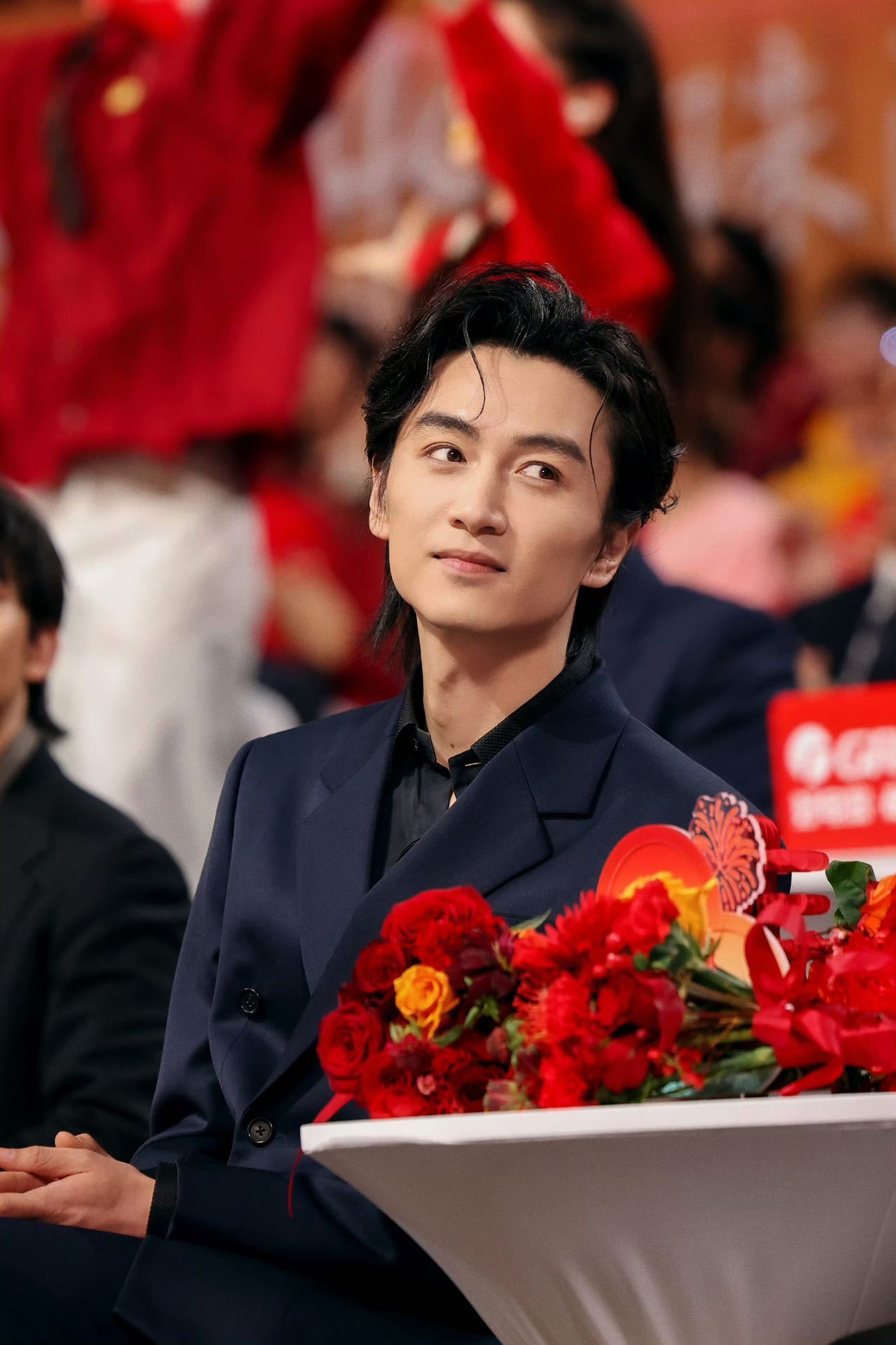 陈晓 今年的状态真的不错🤔从开年的cmg盛典到春晚，再到回老家的杂志拍摄，肉眼