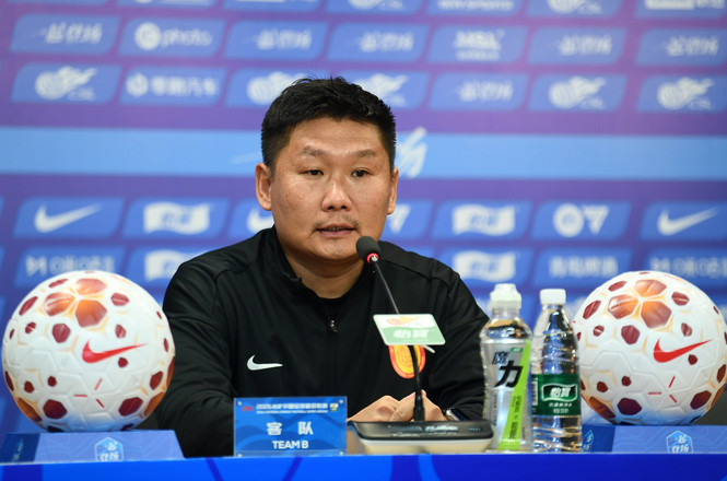 4月5日讯中超第4轮，重庆铜梁龙客场1-0战胜浙江队。铜梁龙主帅刘建业在赛后新