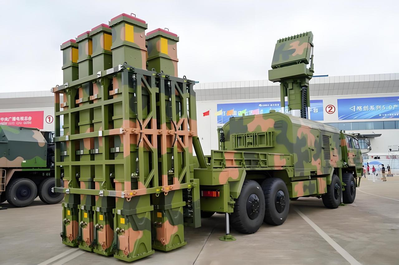 新一代的全军精锐，弹炮合一末端防空系统红旗-11，到底性能有多强悍？现代战场上
