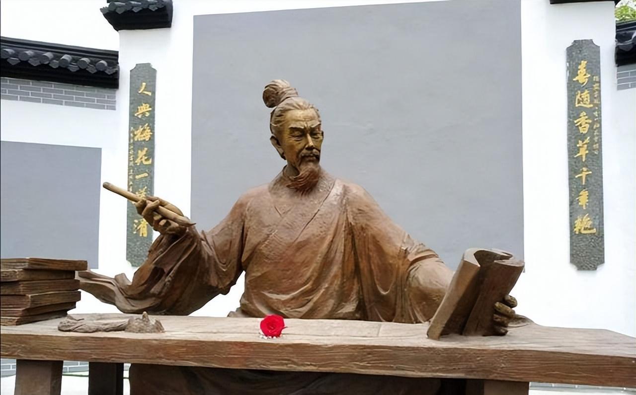 1619年，32岁的徐霞客游玩回来，发现他怀孕的小妾就被妻子卖掉，而小妾生下来孩