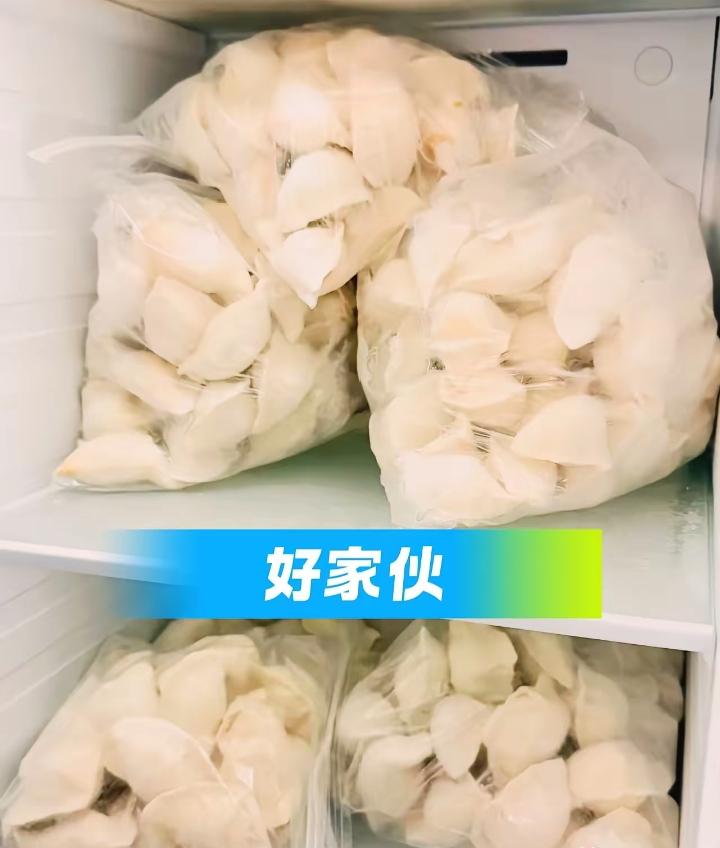 好家伙！台风“巴威”改道了！​本来打算江浙沪大囤特囤的人忙活一场，没想到一觉