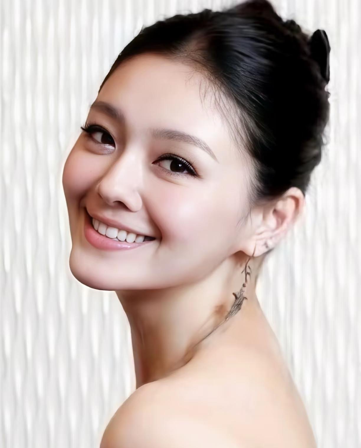 说再多人也没了，我真的觉得大s惨小孩更惨！有好多底层女性离婚带孩子努力赚钱，再