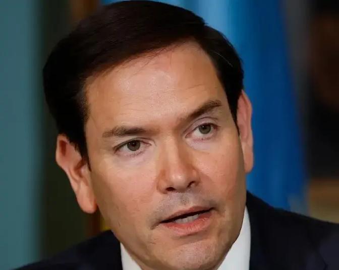 鲁比奥突然给特朗普“泼凉水”，真在意的是美国往哪儿走。他在电视采访里说，特