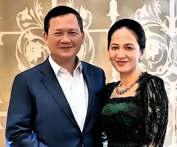 柬埔寨已经损失了4位将军，这时候他们已经招架不住了，泰国的强烈炮轰迫使他们毫无还