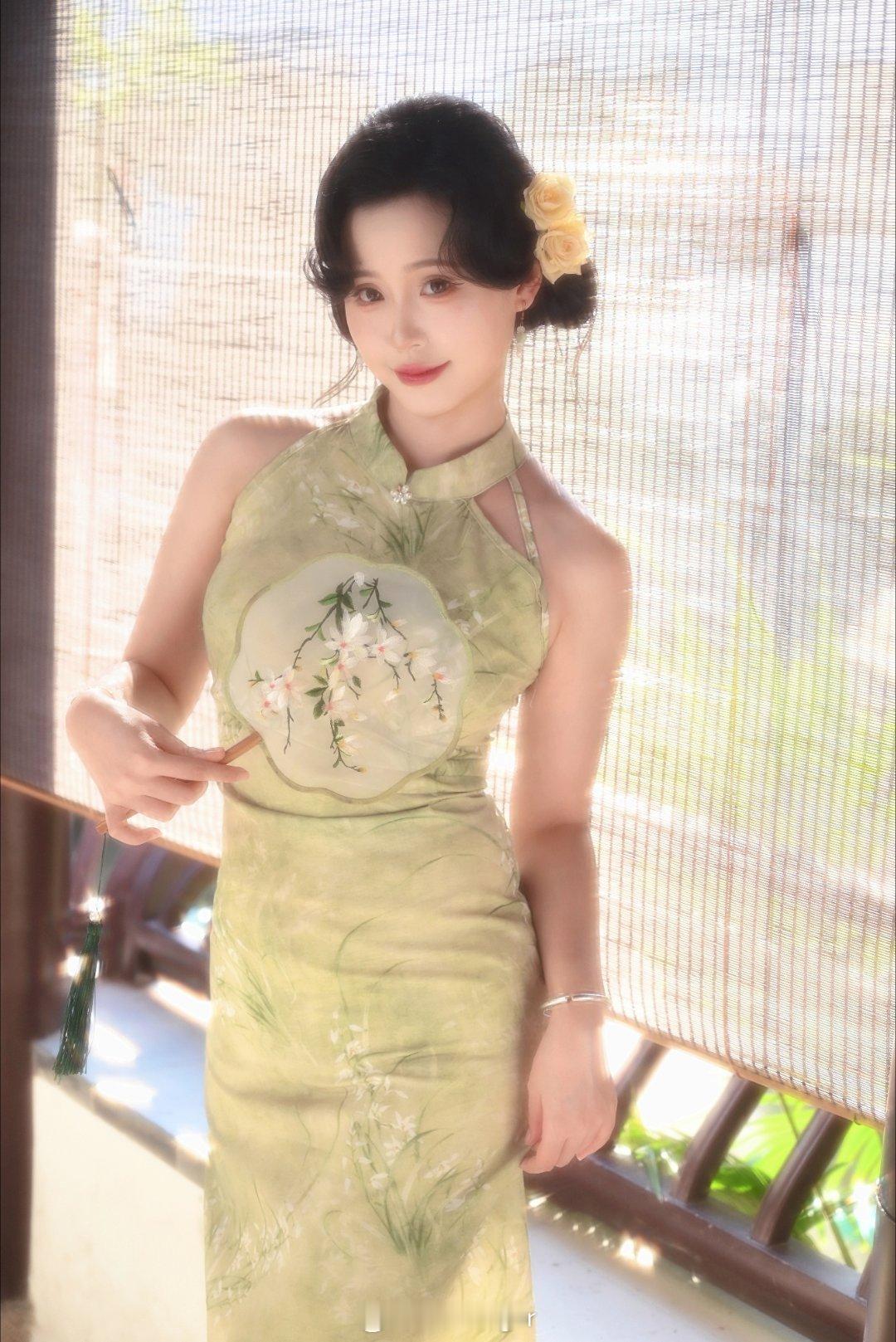 🌸◡̈｜不是秋日限定，是来日方长🍢𝓕𝓸𝓸𝓭𝓭𝓪𝔂𓂃旗袍