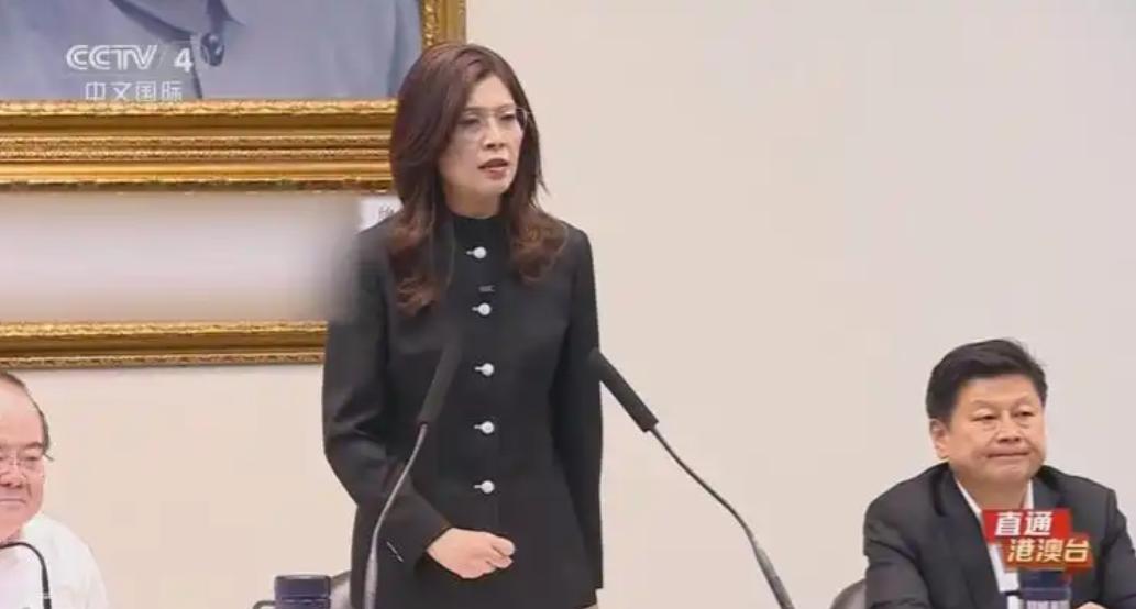 就在刚刚，中国“国民党主席”郑丽文发表声明，7月7日，郑丽文在七七卢沟桥