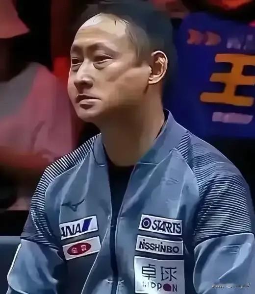 张本宇怒咬后槽牙太真实，儿女成都参赛遭全场嘘声倒戈，主场变客场的滋味着实难堪。