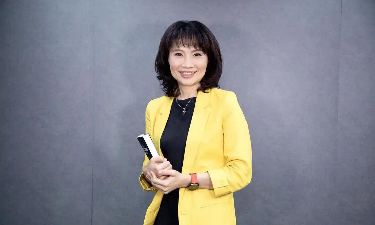 陈凤馨呼声最高，郑丽文为什么不请她？因为文传会主委是“火坑”，不是“奖杯”