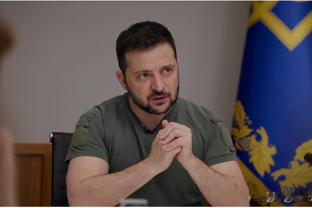 爆炸性消息，泽连斯基已被勒令在数日内辞去总统职务。据乌克兰消息，泽连斯基已经被