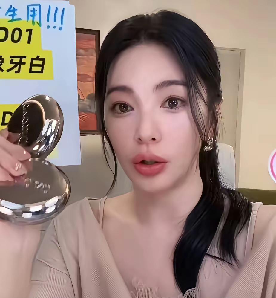 张雨绮，冲上热搜！​​3月8日妇女节，曾经的“大女主”张雨绮，突然冲上热搜，讽