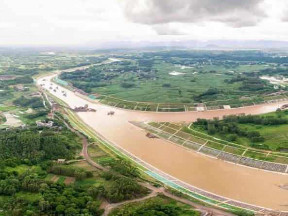 中国修了一条运河，没想到因为修得太出色，还顺带造出了13800亩良田。就在昨天，