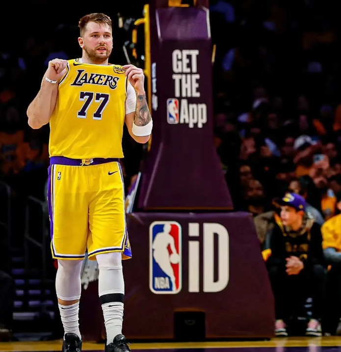 湖人连续输球，根源是罚球少了！通过最近几场比赛可以看出来，联盟不跟以前一样给东