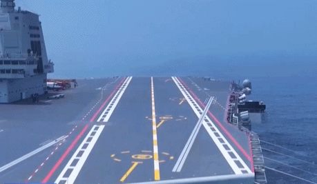 福建舰入列，西太海权格局悄然生变！今天要聊的事关乎深蓝！咱们的福建舰终于在1