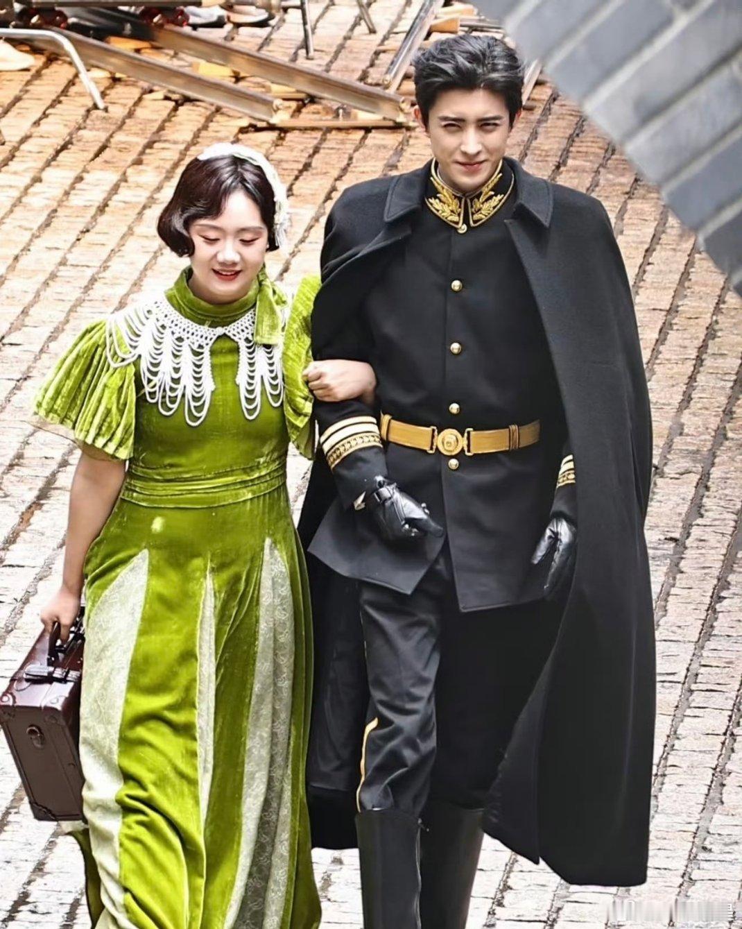 为啥不让鞠婧祎演原主万渣灵魂是魂穿不是身穿漫画从头到尾，苏绿夏不管穿到哪个世界