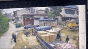 房子没住，有的人先住下了。