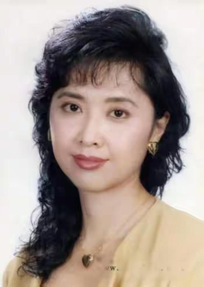 中国曾经的第一美女，朱琳。女儿国国王，经典传奇。