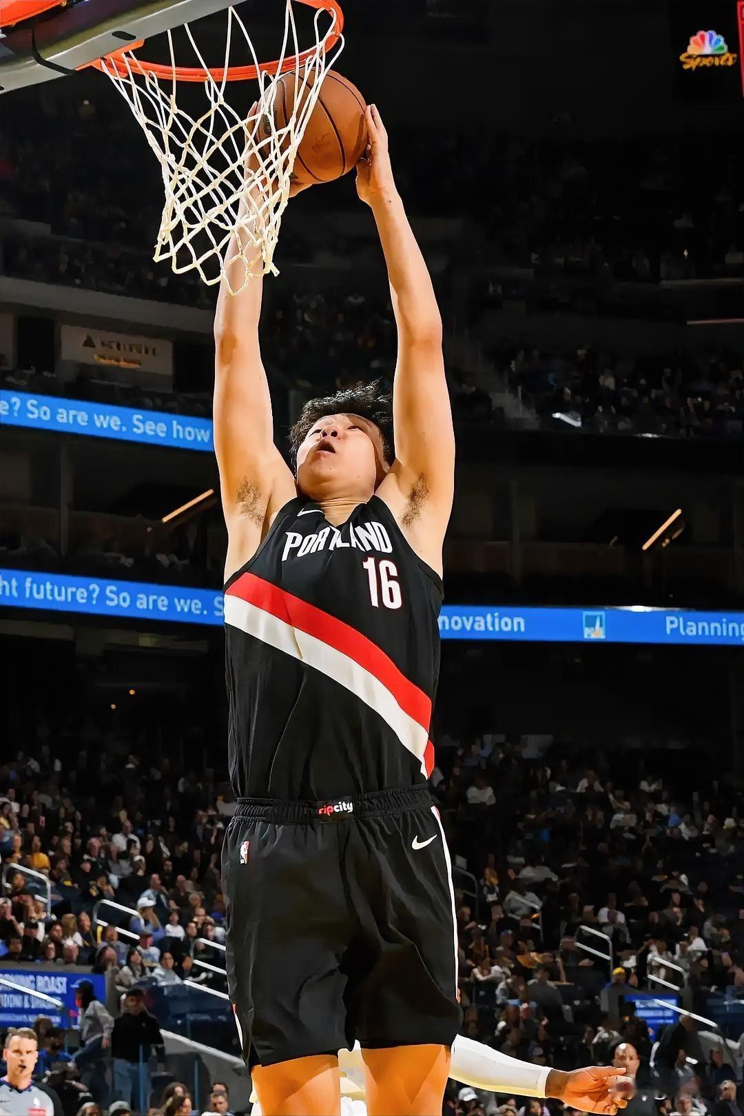 中国男篮历史七位NBA首秀数据一览，状元姚明数据最差，杨翰森有一数据最好！1