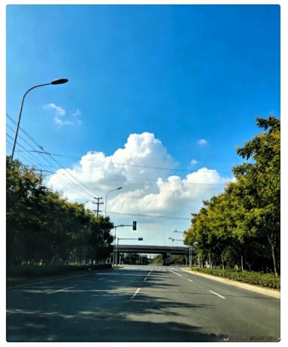 奉劝大家一句，今天已经是8月4号了，晚上无所谓，但是白天千万别在下午6点以前